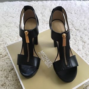 Only worn once and look brand new. Size 6 1/2